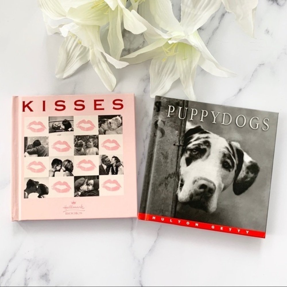 2 Hallmark HC Gift Books “Puppy Dogs” & “Kisses”